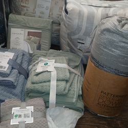 Lot of Brand New Bed Sheet Queen/Full  Sets & Towels