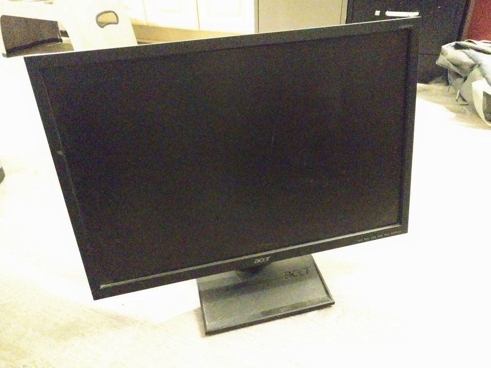 CHEAP ACER V223W WIDESCREEN LCD MONITOR