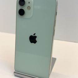 Apple iPhone 12 MINI 64gb. ( Fully Unlocked )