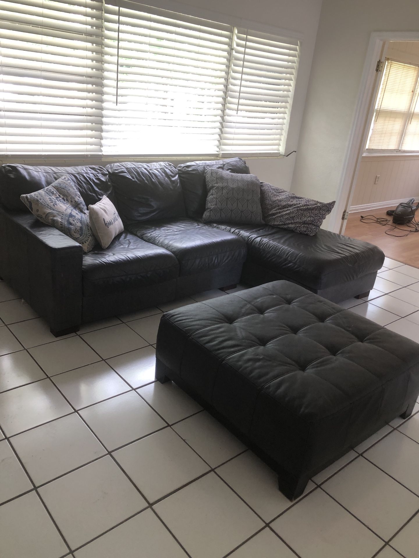 Havertys Sectional Leather Couch