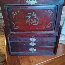 Vintage Chinese Mahjong set in a wooden case