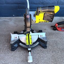 MITER SAW 7"1/4 RYOBI 18V TOOL ONLY 