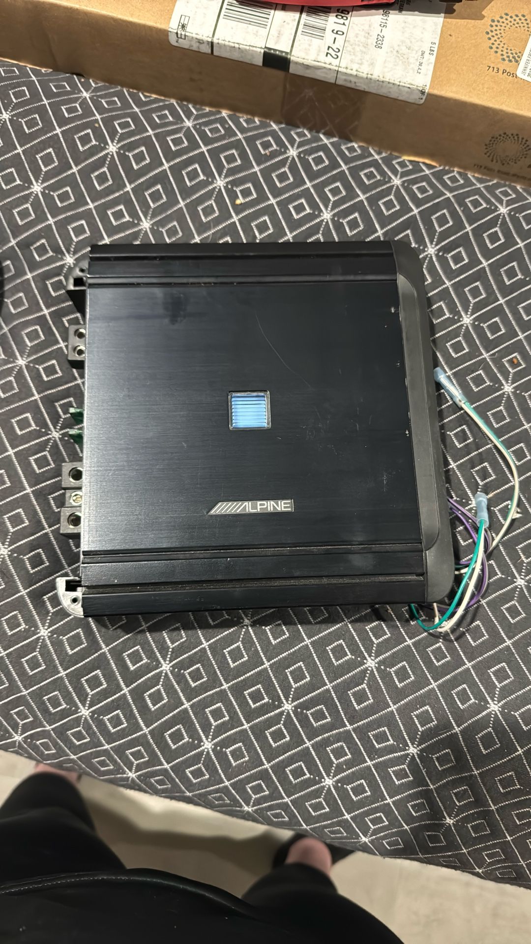 Alpine MRV-M500 Amplifier