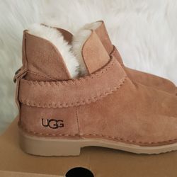 Ugg womens McKay Chestnut Size 9  - 9.5