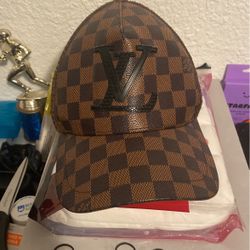 Loui Baton Hat 