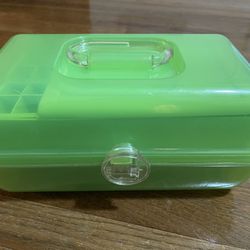 Neon Green Retro Caboodles Plastic Makeup Case w/ Removable Trays