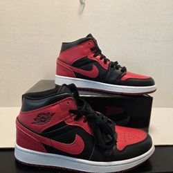 Nike Air Jordan 1 Mid Banned Bred 2020 Black Red 554724-074 Men's Size 8.5 New