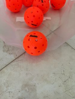 Franklin X-40 Pickleballs New