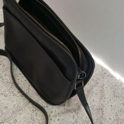 Used Coach Black Smooth Leather Crossbody Handbag