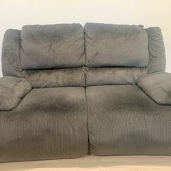 Clonmel Charcoal Reclining Loveseat