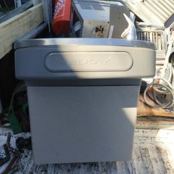 Water Fountain With Filter ELKAY