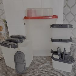 TUPPERWARE Cereal Spices Storage Containers 