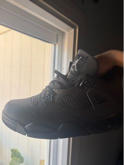 Air Jordan 4 “black cat “ 2025