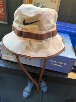 Nike Dri-Fit Apex Camo Bucket Hat Unisex (M) Pink Coconut Milk Cacao