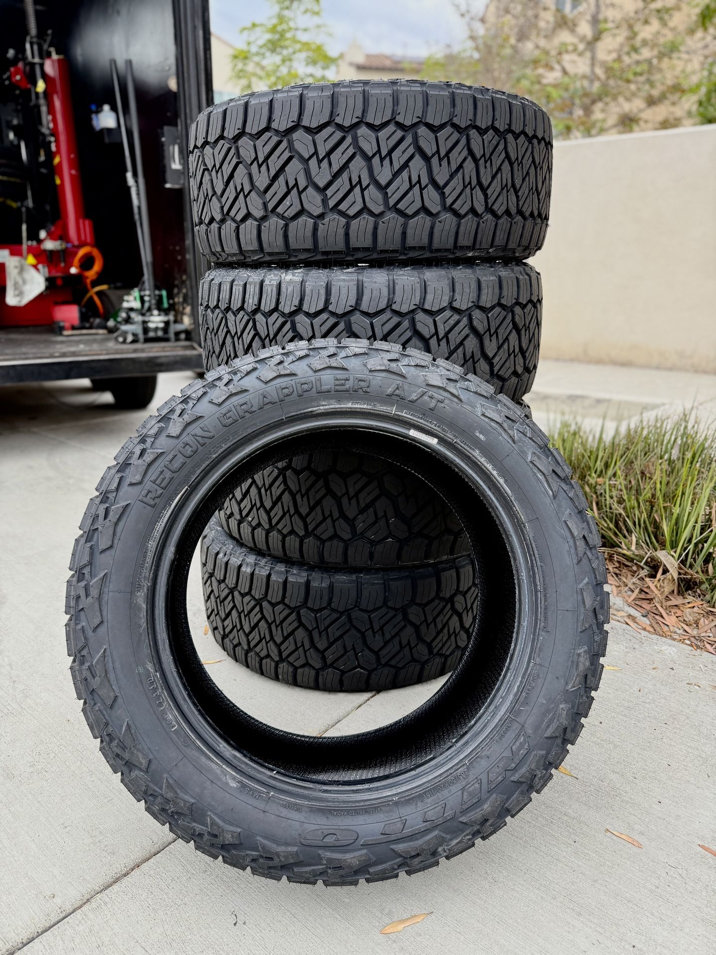 Brand New 285/50 20 XL NITTO RECON GRAPPLER A/T Tires Set Of 5