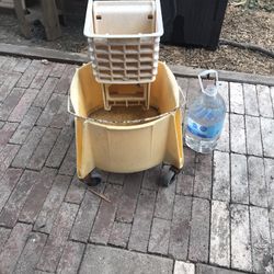 Mop Vandeja Exprimidor Pequeño 