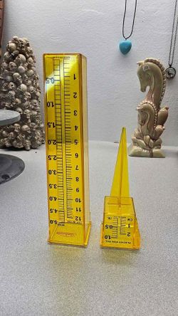 Vintage Sunbeam Rain Gauge – Yellow Plastic – Made in USA Complete with Funnel
