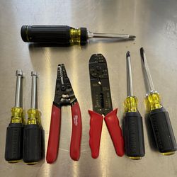 Electrician tools