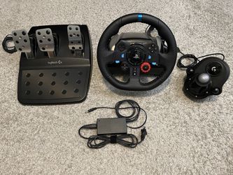 Logitech G29 Racing Wheel with Pedals and Shifter