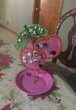 Cereza 🍒 Para Poner  Joyería  $8.00