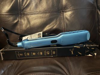 WAVYTALK STRAIGHTNER