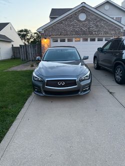 2015 Infiniti Q50