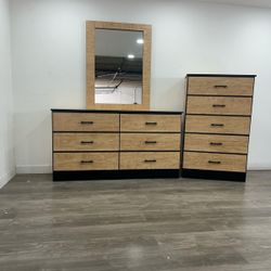 Dresser Whit Mirror And Chest - Cómoda Con Espejo Y Gavetero 