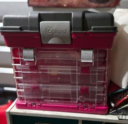 Storage containers