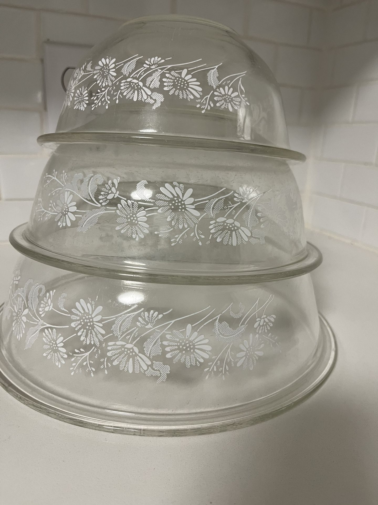 Vintage Flower Pattern 3 Mixing Bowls