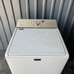 Maytag Bravo XL Steam Agitatorless Top Load Washer (can deliver)