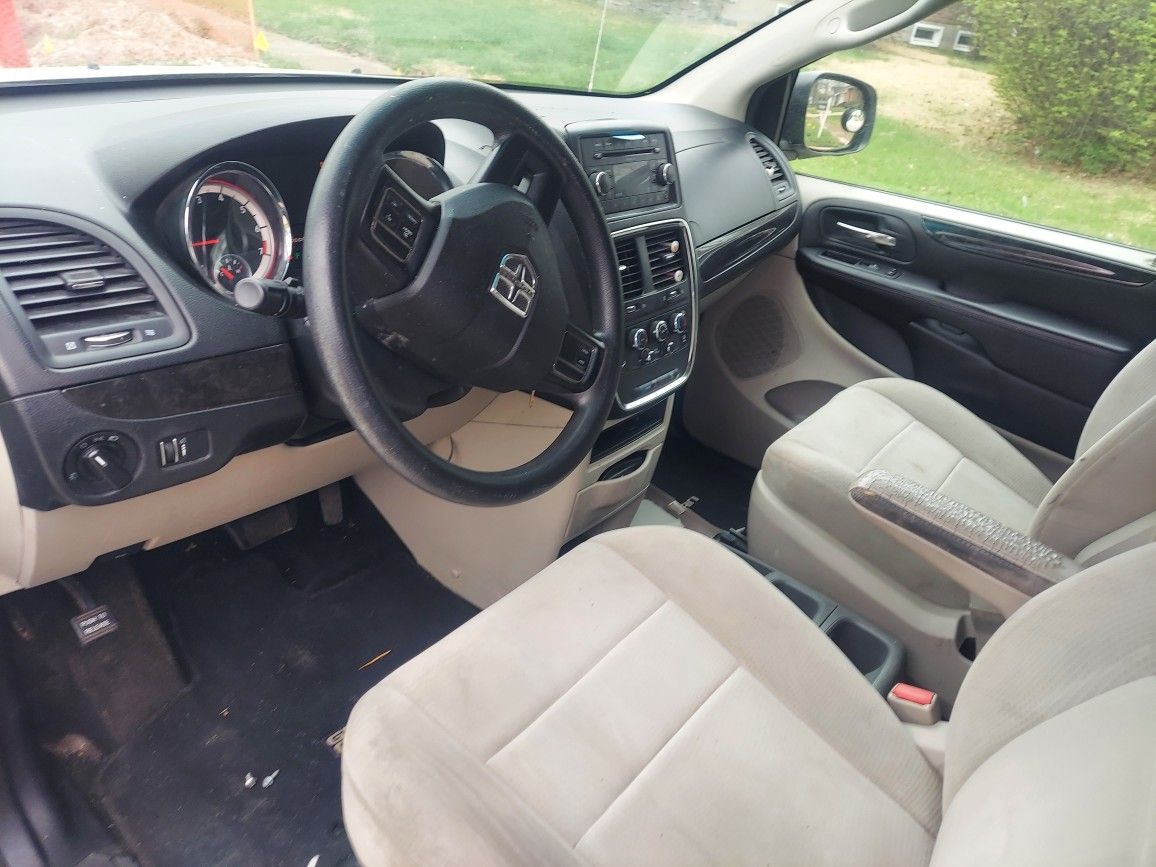 2013 Dodge Grand Caravan