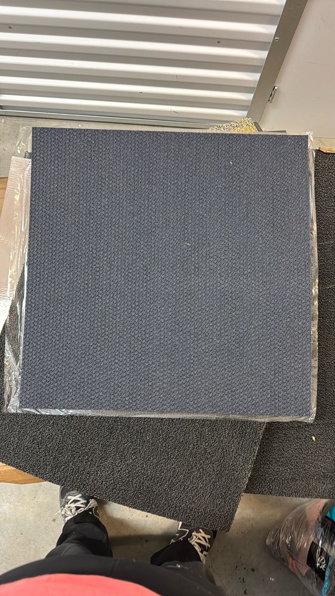 Blue Carpet Square Tile 18 Of Them 48x48 Inches