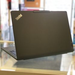 Lenovo Thinkpad X13s 