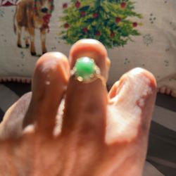 14K Jade Whit Diamonds Ring 