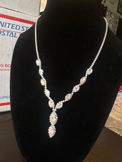 ✨ Elegant Statement Necklace – 14K Gold Plated CZ ✨