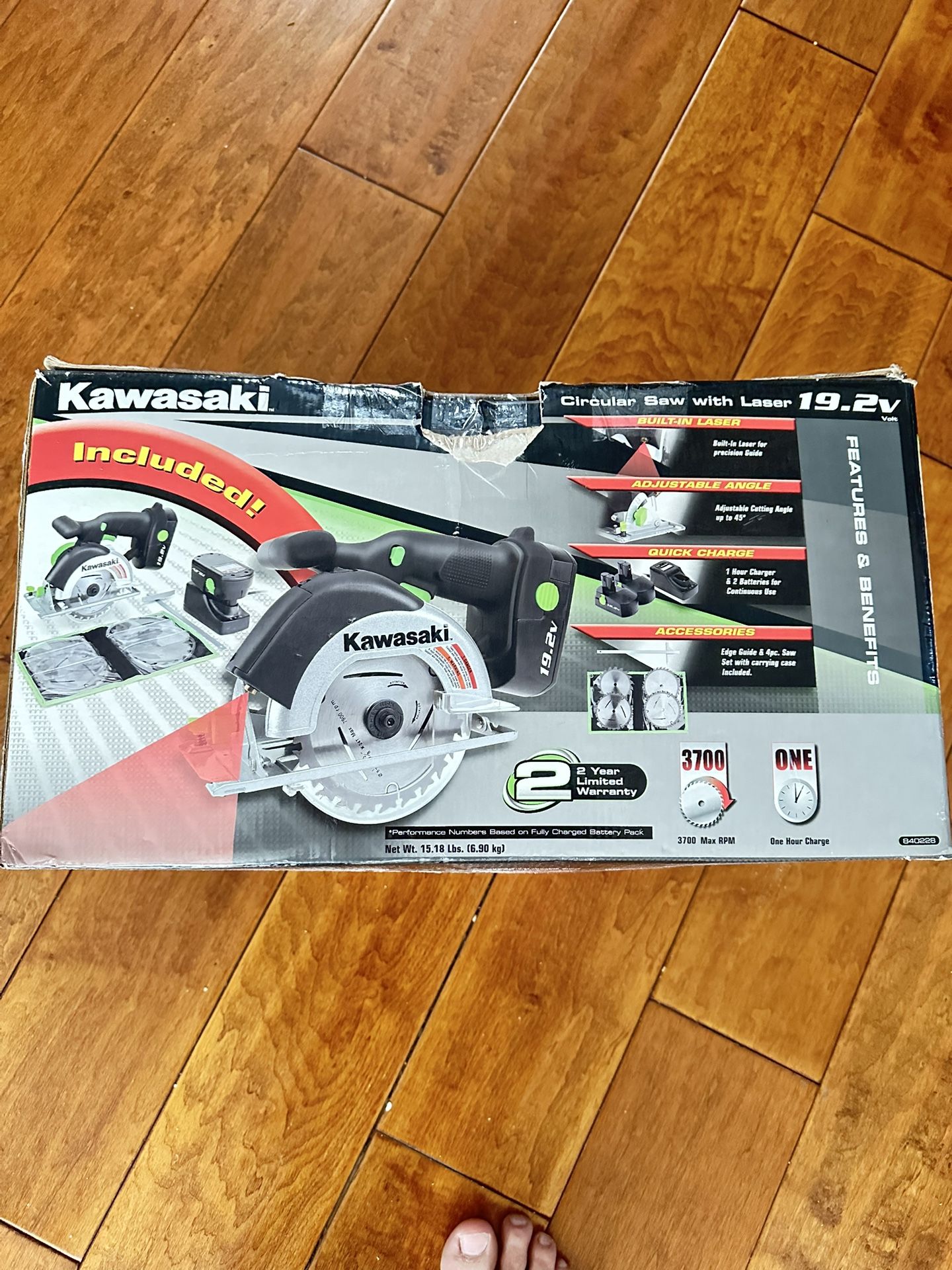 Kawasaki 19.2V Circular Saw w/5 Blades|2 Batteries With Laser