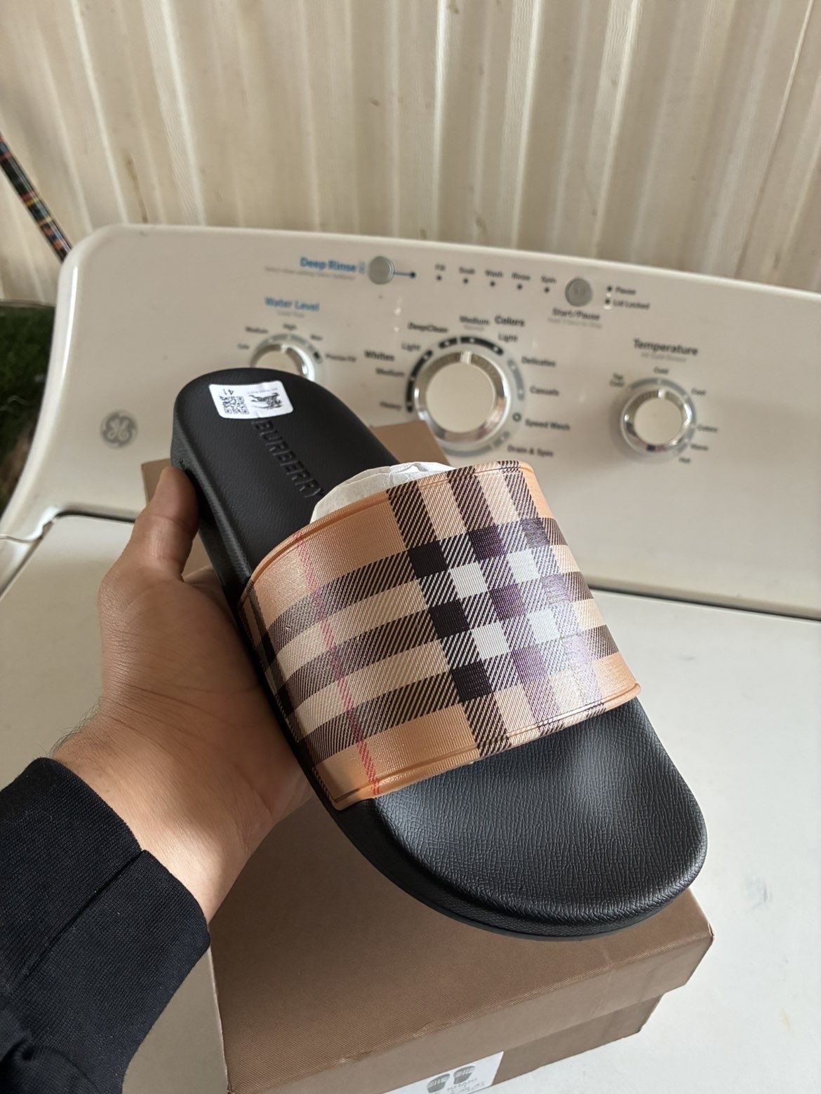 burberry slides