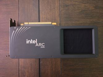 Limited edition intel arc b850