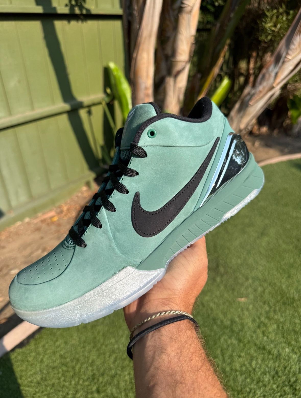 Nike Kobe 4 Protro Girl Dad Size 10