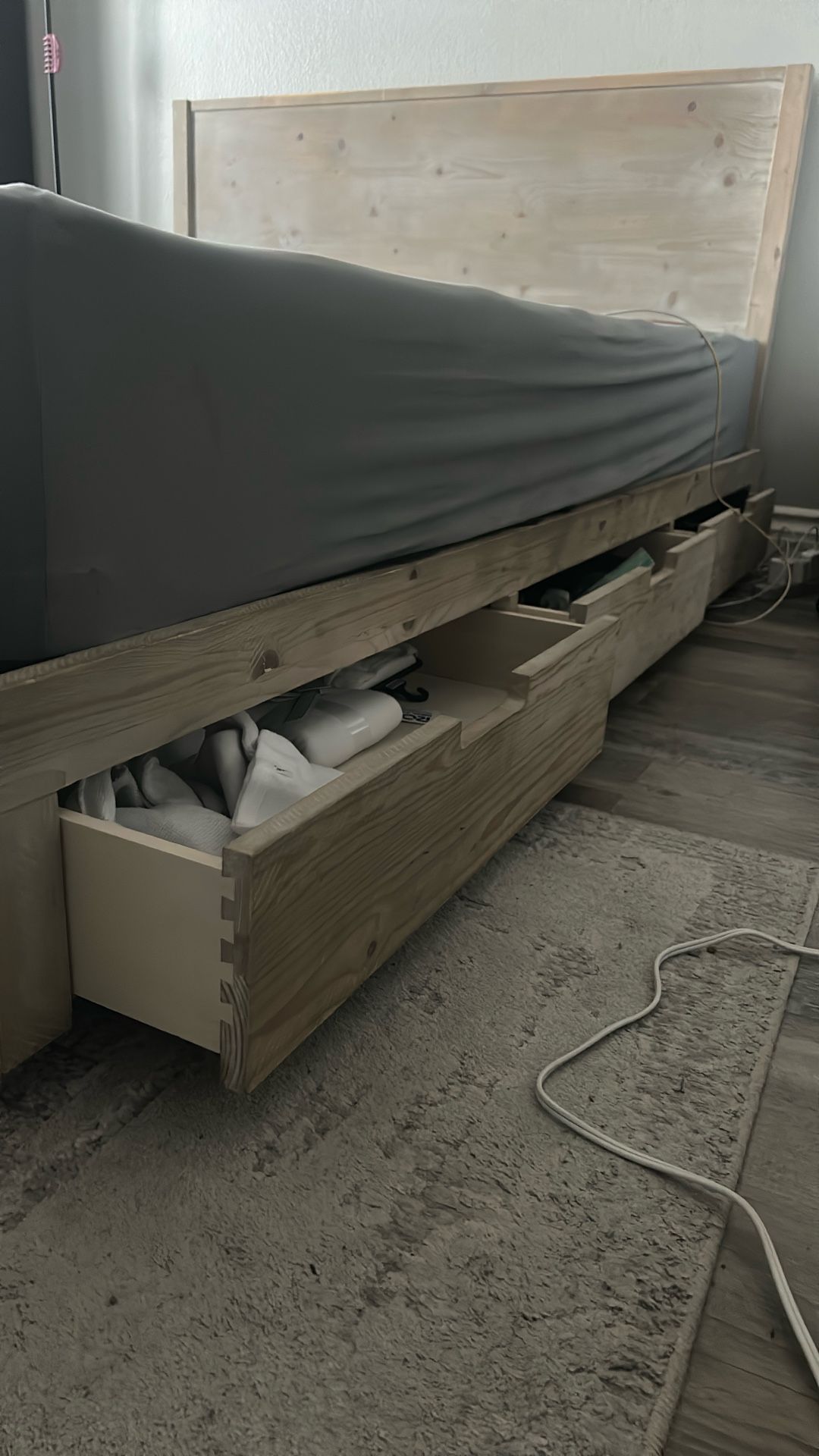 Queen Size Wooden Bed Frame With Storage