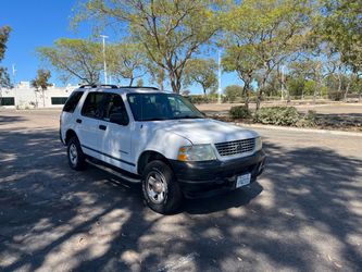 2004 Ford Explorer 4X4 SUV