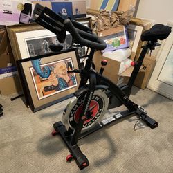 Schwinn IC3 Indoor Cycling Bike