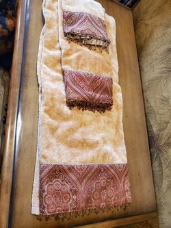 Set of 6 Decorative Towels