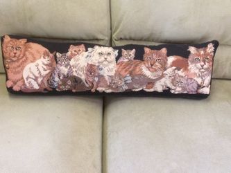 Cats' needlepoint pillow