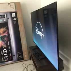 Moving Sale! 75 Inch Hisense Flat Screen TV (Not a ton of use!)