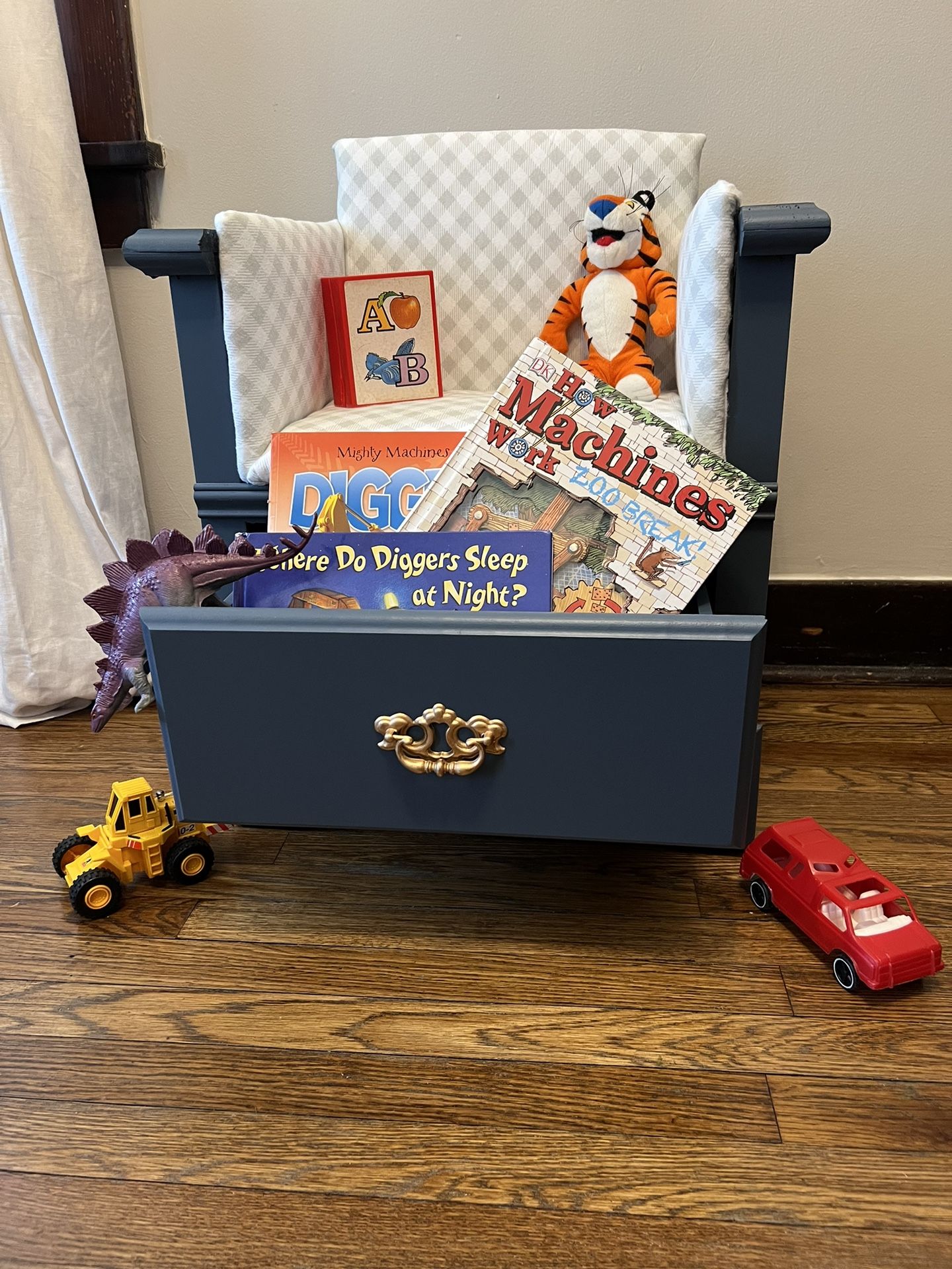 Toddler Reading Chair (blue)