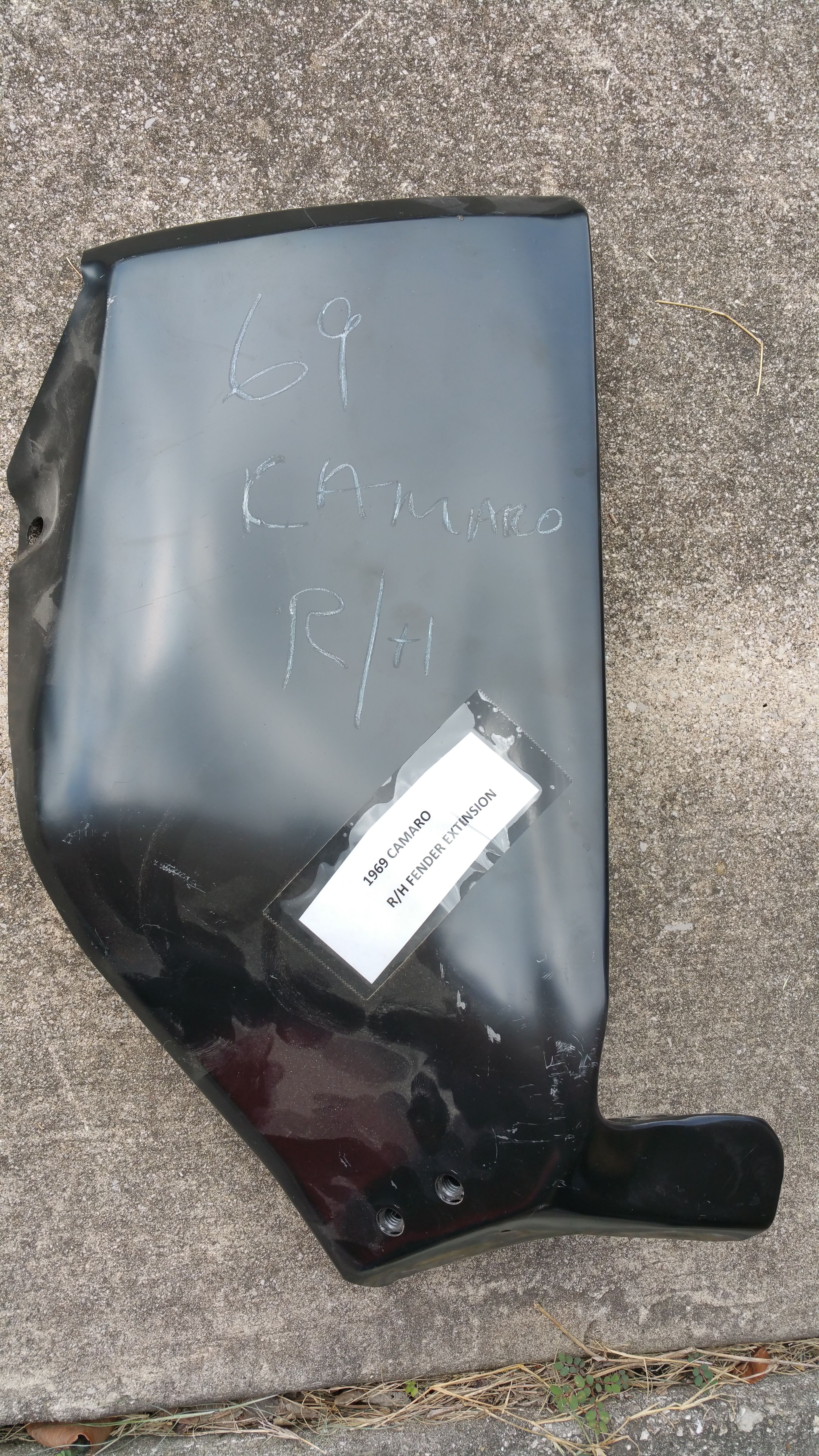 1969 CAMARO RH FENDER EXTENSION