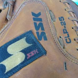 SSK CLP-25 Catchers 33 Softball Glove
