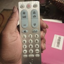GE Designer Series Universal Device Remote Control # 6177  33712-CL4
