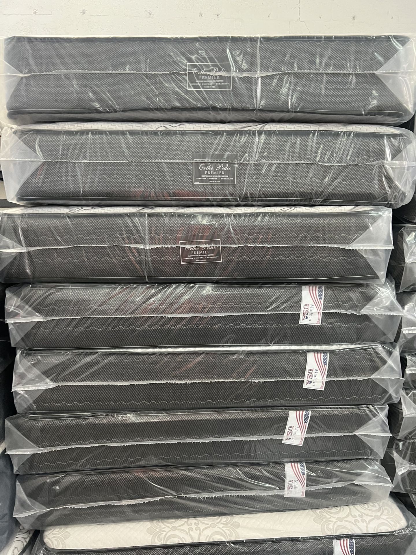 Mattresses: twin full  queen regular  Colchon Nuevo Colchones plush or pillow top available cama bed mattress